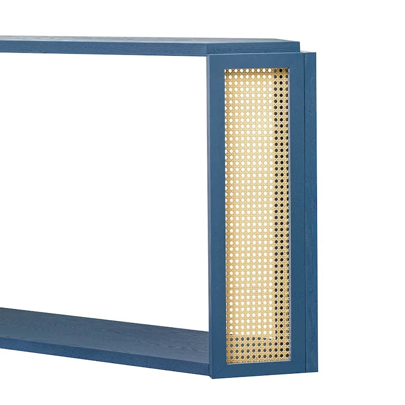 Console étroite noire en forme de flèche avec panneaux en rotin tressé