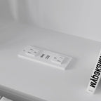 Tête de lit bibliothèque White Queen avec lumières LED RVB, 3 compartiments de rangement et étagères réglables, avec ou sans prise de courant